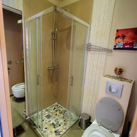 Le Repaire D'antibes Atypique Proche Parc Et Appartement *