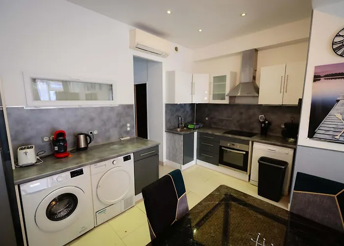 Le Repaire D'antibes Atypique Proche Parc Et *