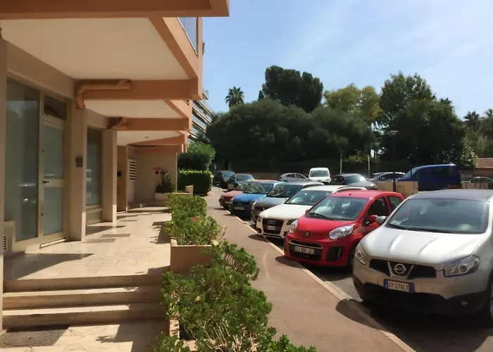 Le Repaire D'antibes Atypique Proche Parc Et *